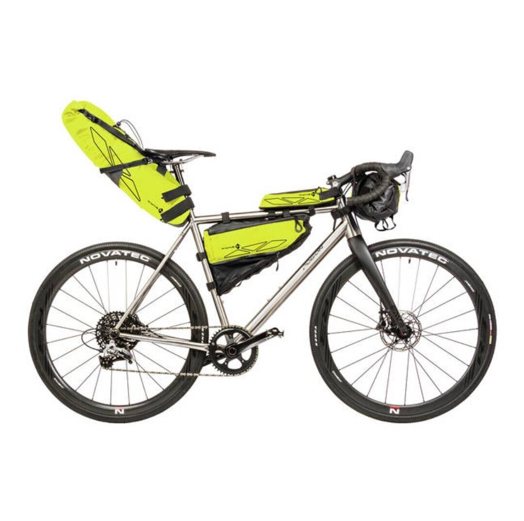 Сумка под седло "Rough Ride Saddle L",volume 11L,waterproof,neon