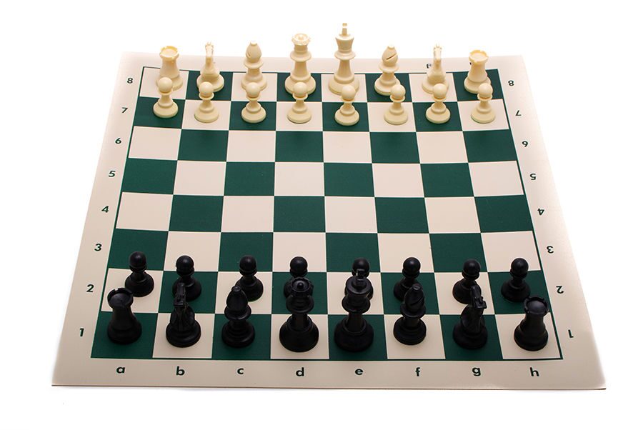 Шахматы в колбе большие,